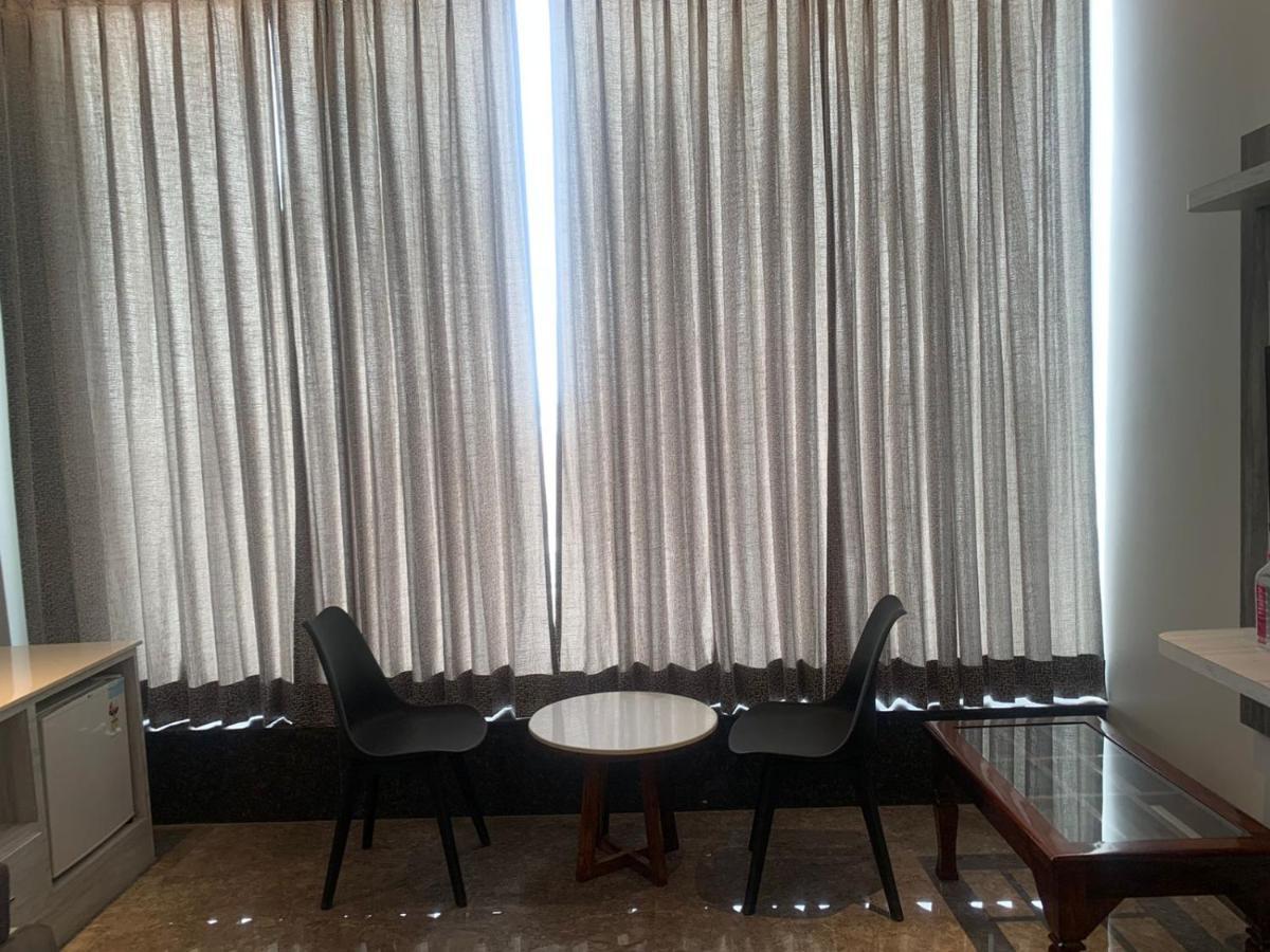 Sirsa Hotel Lotus Inn מראה חיצוני תמונה